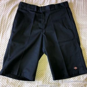 Dickies Shorts (Men’s 34” Relaxed Fit)